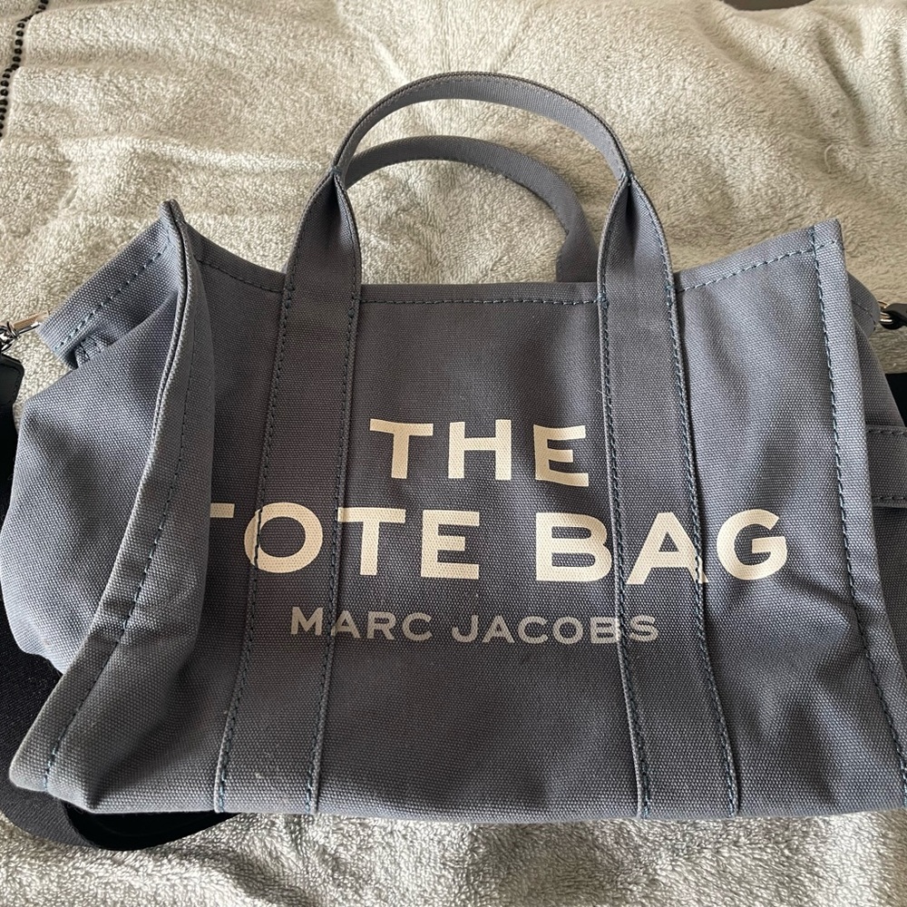 Marc Jacobs Blue The Tote Bag